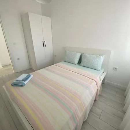 Apartment Emir *